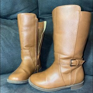 The Childrens Place size 7 toddler boots.